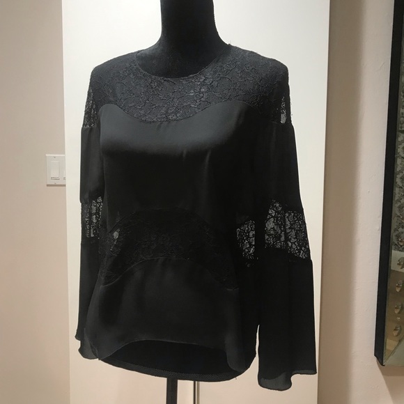 Zara Lace Blouse - Picture 2 of 4